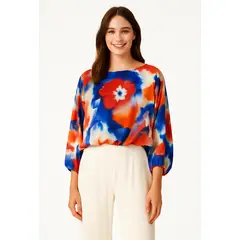 AMA OUTFITTERS - BLUSA DE SEDA NEW GLOBE