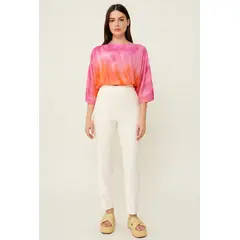 AMA OUTFITTERS - BLUSA DE SEDA NEW GLOBE