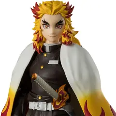 BANDAI - Demon Slayer Kimetsu no Yaiba SH Figuarts Kyojuro Rengoku