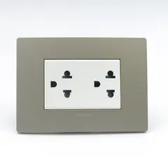 SINTHESI - TOMACORRIENTE DUPLEX UNIVERSAL CON TIERRA S33 ARENA