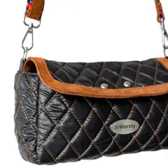 LLUMP'AQ - Carterita de tela acolchada con gamuza Marca Llumpaq-beWorthy