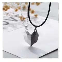FERNANDA ROMERO JOYAS Y ACCESORIOS - COLLAR CORAZÓN ORIGAMI MAGNÉTICO PARA PAREJAS - 2 COLLARES