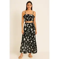 AMA OUTFITTERS - SET DE TOP Y FALDA FLORIDA