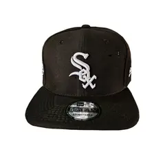 GENERICO - GORRA SOX NEW ERA PLANA CERRADA NEGRA 7 3/8
