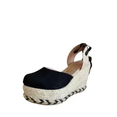 AMA OUTFITTERS - SANDALIAS CON PLATAFORMA TEJIDA CAPRI
