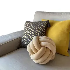 GENERICO - Cojín nudo beige 30 cm