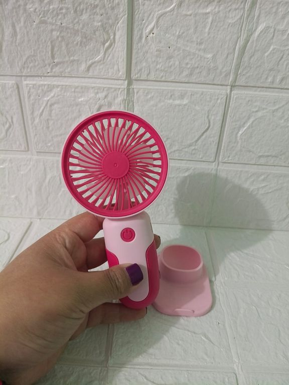 VENTILADOR PORTATIL ROSADO CON BASE