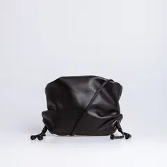 PRUNE - BANDOLERA PHOEBE EN CUERO GRANEADO