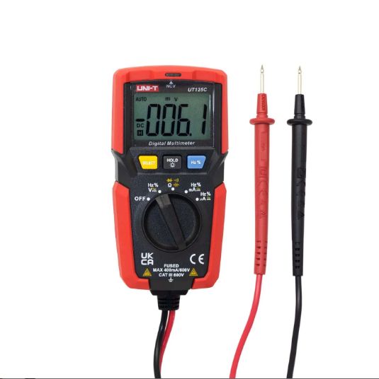 Multímetro Digital con Capacitancia y Frecuencia UT125C UNI-T