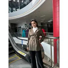 ALLEZ COLLECTION - Gabardina corta con forro casual