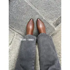 GENERICO - BOTINES XIO EN TACO DE 5 CM EN TONO MARRON