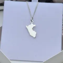 GENERICO - Collar Mapa elaborado en plata