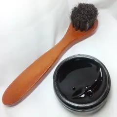 GENERICO - RENOVADOR NEGRO + CEPILLO CUEROS CALZADO / 50 ML / ESPAÑA