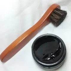 GENERICO - RENOVADOR MARRON OSCURO 50 ML + CEPILLO CUEROS / ESPAÑA
