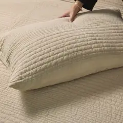 CLAUDIA RIVA HOME - Cubrecama Brisa color Beige