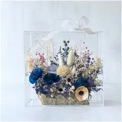 GENERICO - Arreglo Floral Botanical en tonos azules