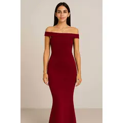 ANA RIVERO - Vestido Largo Rojo en Catania