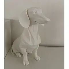GENERICO - ADORNO EXCLUSIVO PERRO SALCHICHA BLANCO 23cm x 11cm x 24cm