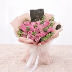 GENERICO - Ramo Violeta 14 Rosas Lila o Rosadas - Ramo de flores