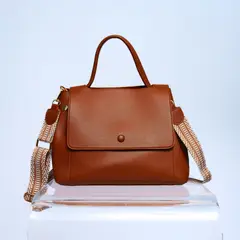 MARLA - Cartera Amara Top Handle Marrón