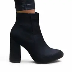 GENERICO - Botin Mujer Clasica Gamuza Taco 9 2086-60 Color Negro