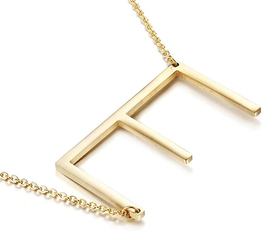 Collar con inicial en acero inoxidable E