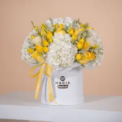 MAGIA PE - Box In Love de Hortensias y Mini rosas Magiape