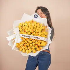 MAGIA PE - Ramo de 100 rosas amarillas "Solo por ser bonita"