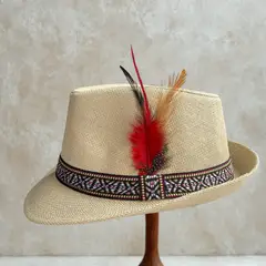 KAST PE - Sombrero Bier Crema Fedora con Pluma Unisex