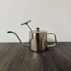 GENERICO - TETERA CUELLO DE CISNE 600ML