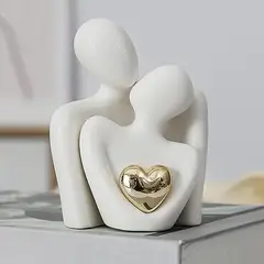 GENERICO - Escultura de Pareja Minimalista de Cerámica con Corazón Dorado