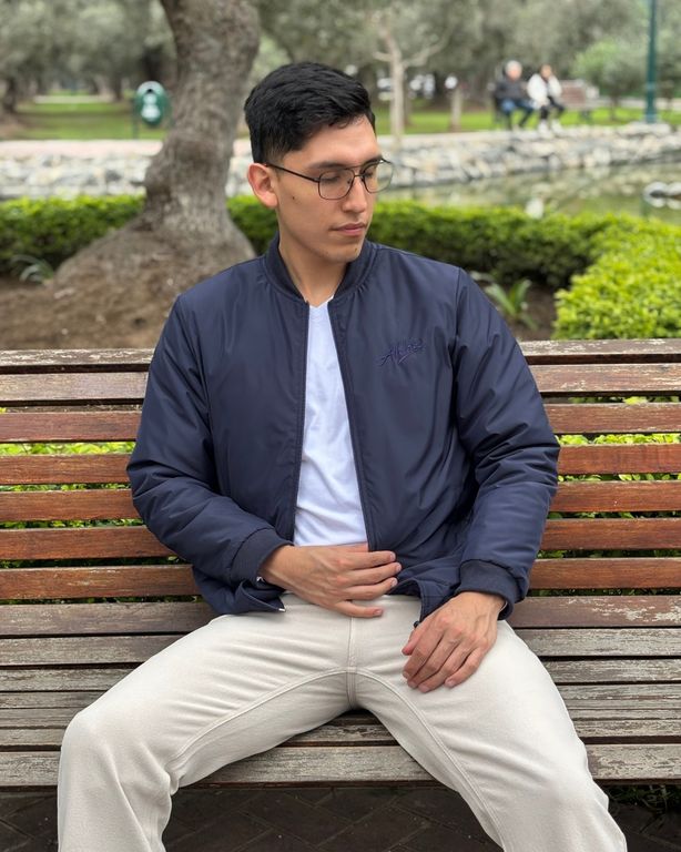 Casaca Bomber con Bolsillo Antirrobo
