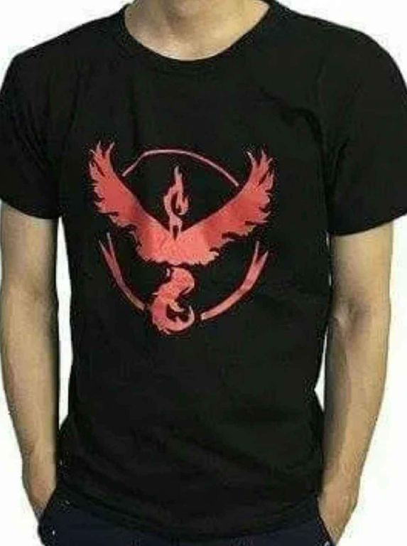 POLO POKEMON GO ROJO TEAM VALOR