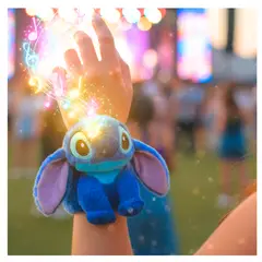 GENERICO - Stitch Peluche Brazalete Mágico Musical Enrollable sonidos y abrazos