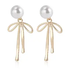 GENERICO - Arete elegante Pearl