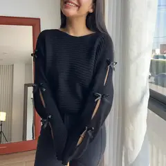 GENERICO - CHOMPA DE DAMA COQUETTE CON LAZOS EN EL BRAZO