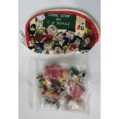 GENERICO - CHARLIE BROWN Y SNOOPY 12 UNID con cartuchera