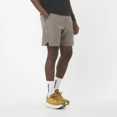 SALOMON - Shorts de Running Shakeout 7 Core 2en1 Hombre -