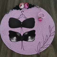 GENERICO - SUJETADOR ADHESIVO INVISIBLE TIPO MARIPOSA-NEGRO