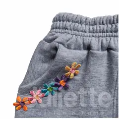 GENERICO - JOGGER BUZO FRANELA NIÑA DETALLE DE FLORES