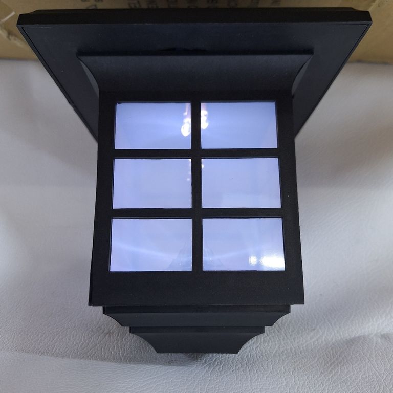 LAMPARA SOLAR DE JARDIN FAROLITO CON ESTACA Y BASE