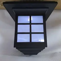 GENERICO - LAMPARA SOLAR DE JARDIN FAROLITO CON ESTACA Y BASE