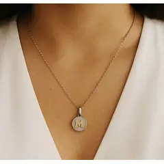 JOYERIA D'PILMER - GARGANTILLA DE PLATA CON DIJE INICIAL M