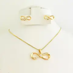 GENERICO - Set Collar y Aretes de Acero Dije Infinito