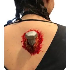 GENERICO - Herida de Tornillo Incrustado - La Casa de las Bromas