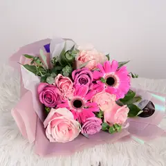 GENERICO - Ramo Rapunzel + Amigurumi - Princesas - Ramo de flores