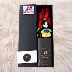 GENERICO - Box Luxury Rosas Rojas + Mulán - Arreglo floral