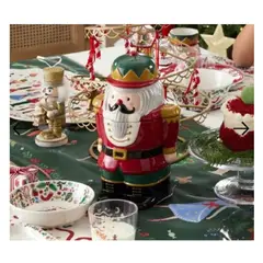 GENERICO - Galletero Modelo Cascanues Elegante y Moderno