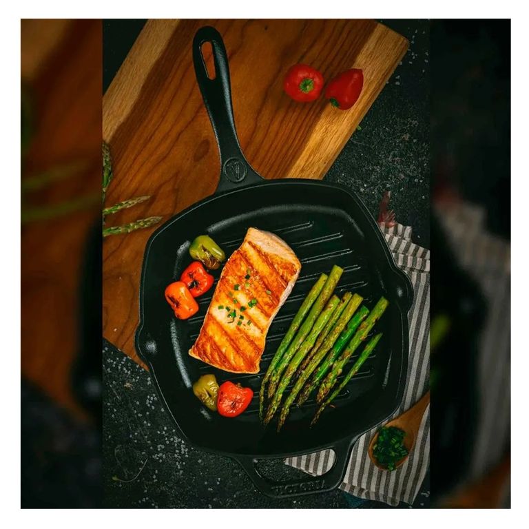 SARTEN GRILL CUADRADA DE HIERRO FUNDIDO 25 X 25 CM ESMALTADA