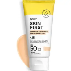 Cyzone - Protector Solar Facial Skin First de 50ML - CLARO